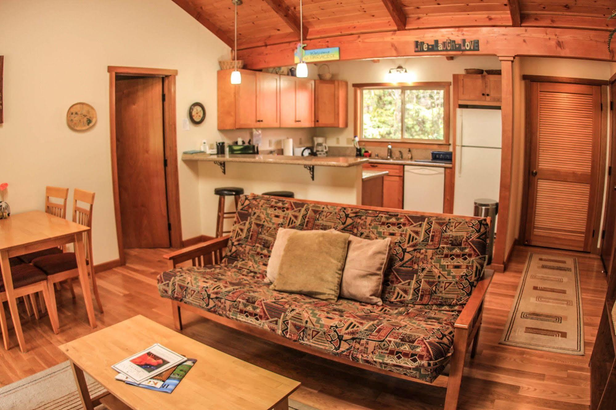 Aolani Hale Villa โวลคาโน ภายนอก รูปภาพ